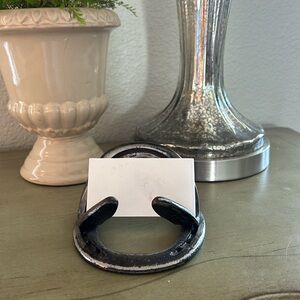 Horseshoe Business Card Holder